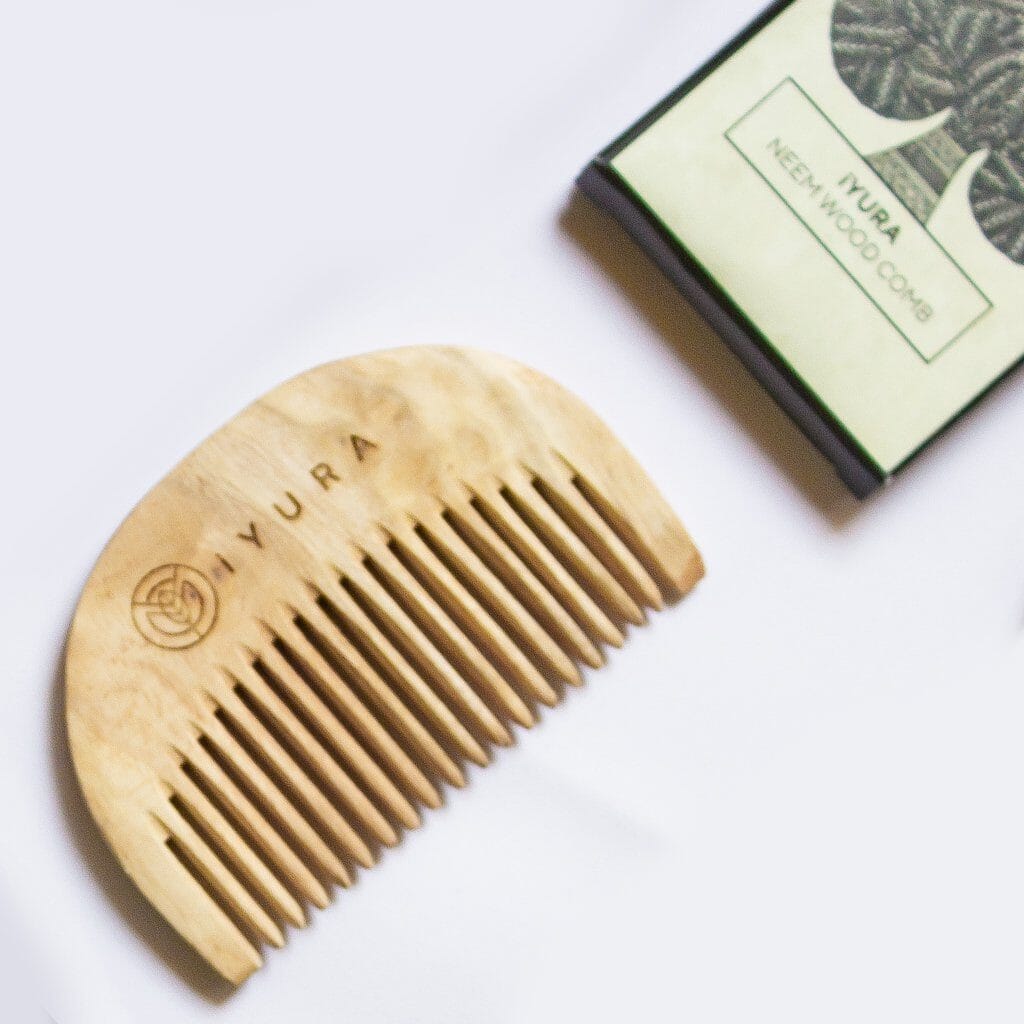 🎁 iYURA Neem Wood Comb - Environment-friendly, Pocket-Size, Made with Special Neem Tree Wood. Perfect for Healthy Scalp and Hair (100% off) iYURA 